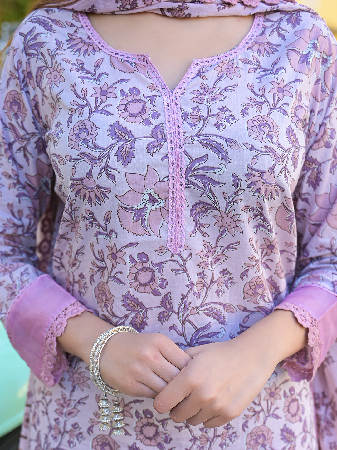 Divena Light Purple Floral Printed kurta Pant with Dupatta