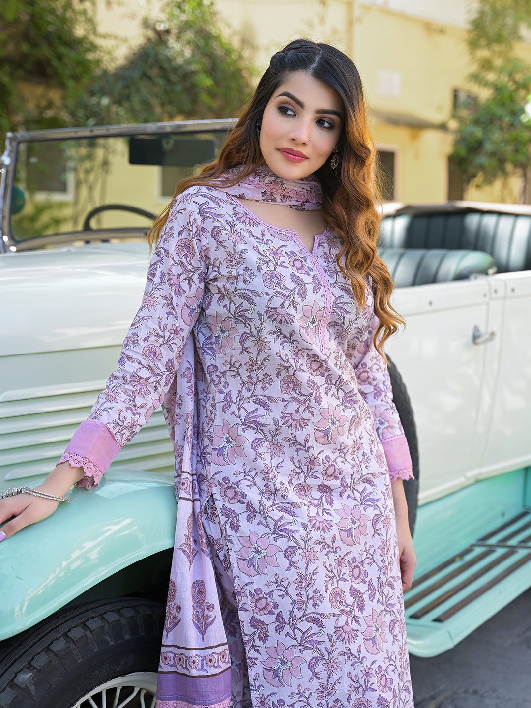 Divena Light Purple Floral Printed kurta Pant with Dupatta