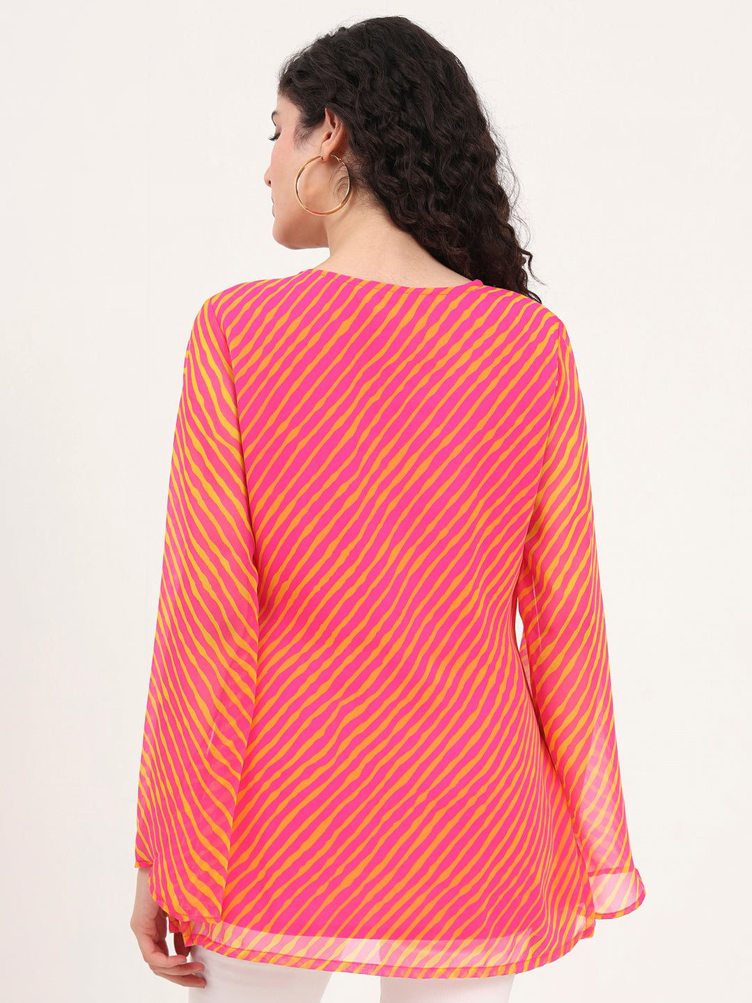 Divena Pink Leheriya Gotta Patti Work Geogratte Round Neck Top