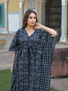 Divena Black & White Floral Print Kaftan