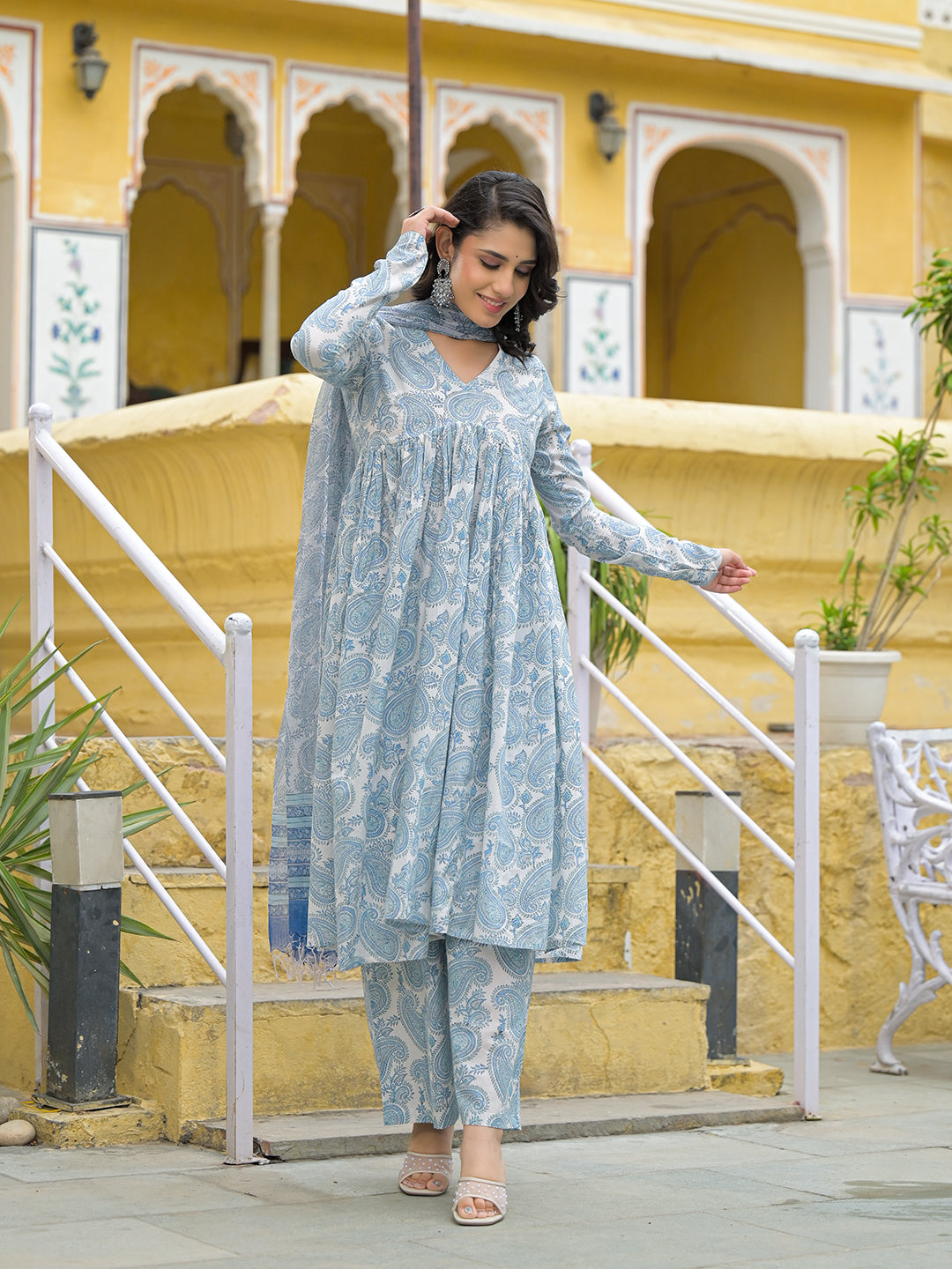 White Cotton Paisley Printed Kurta Pant Set With Dupatta — view 1