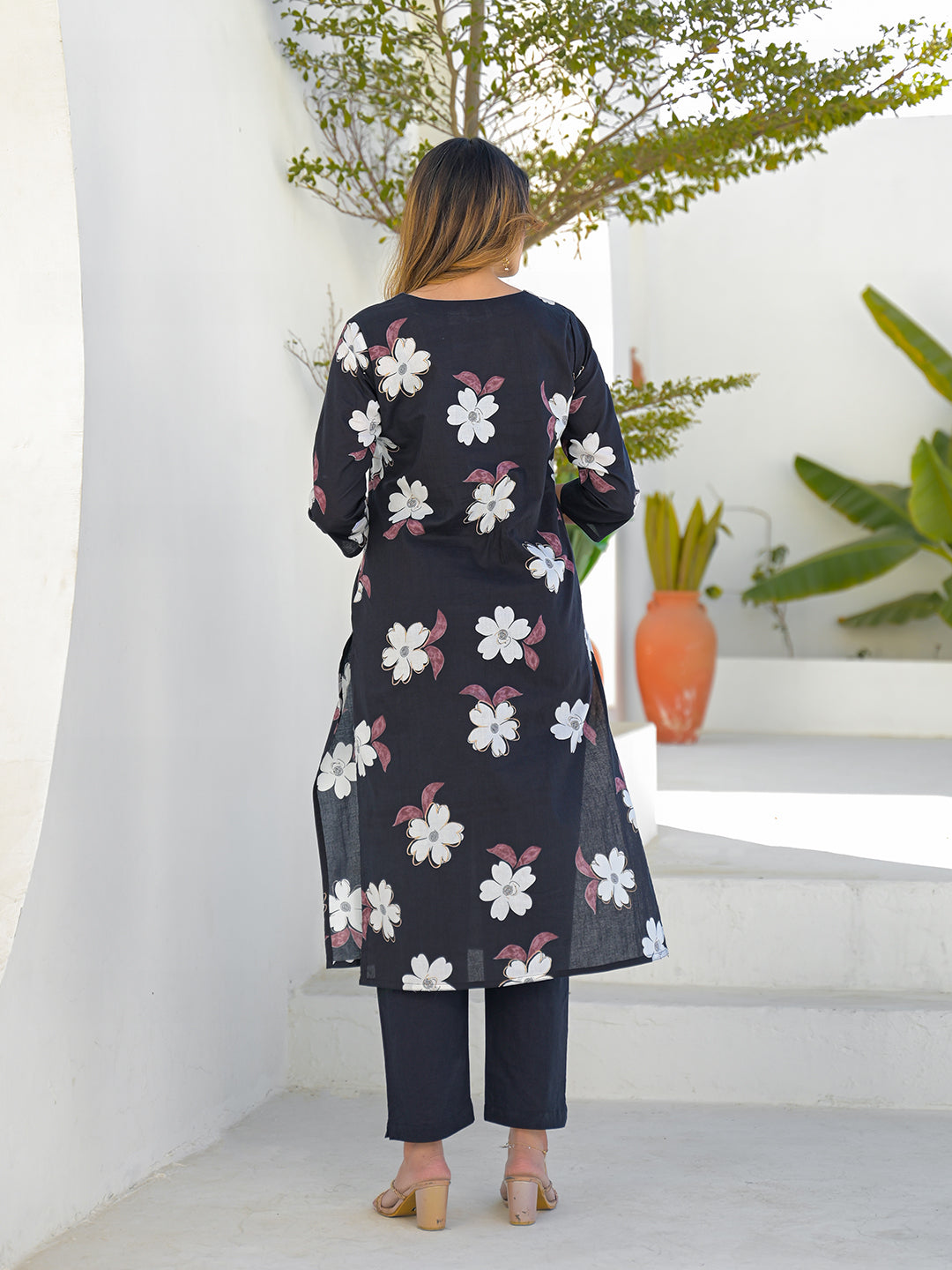 Divena Black Round Neck Floral Cotton Straight Kurta Pant Set With Dupatta