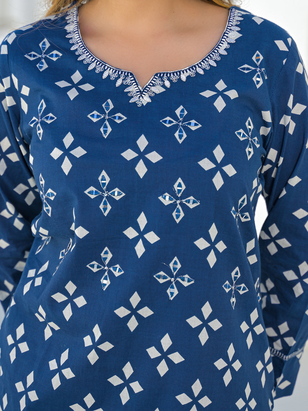 Divena Blue Round Neck Cotton Straight Kurta Pant Set With Dupatta