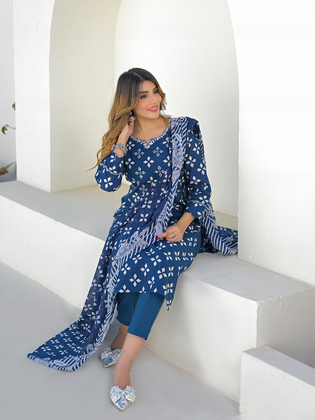 Divena Blue Round Neck Cotton Straight Kurta Pant Set With Dupatta