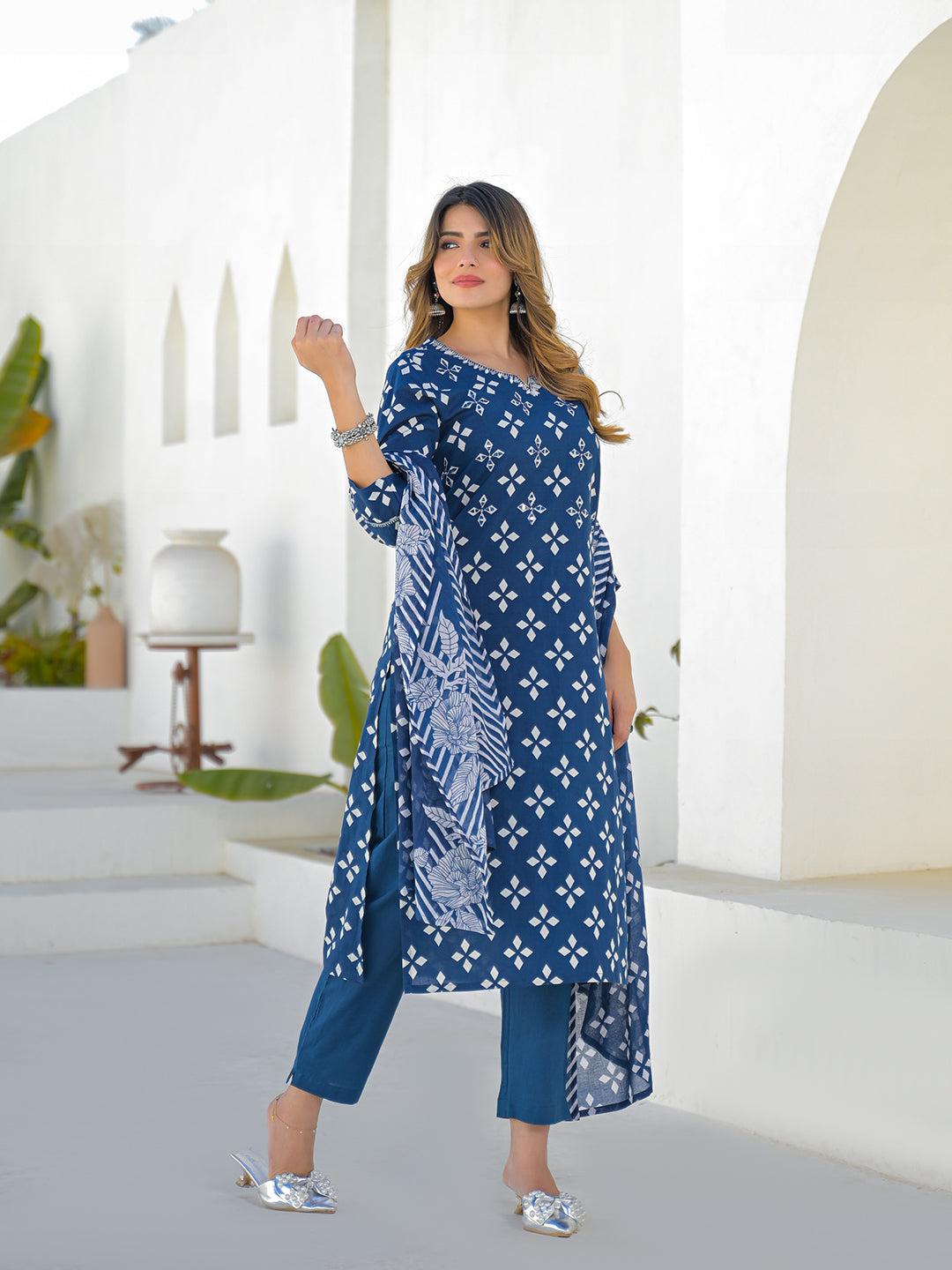 Divena Blue Round Neck Cotton Straight Kurta Pant Set With Dupatta