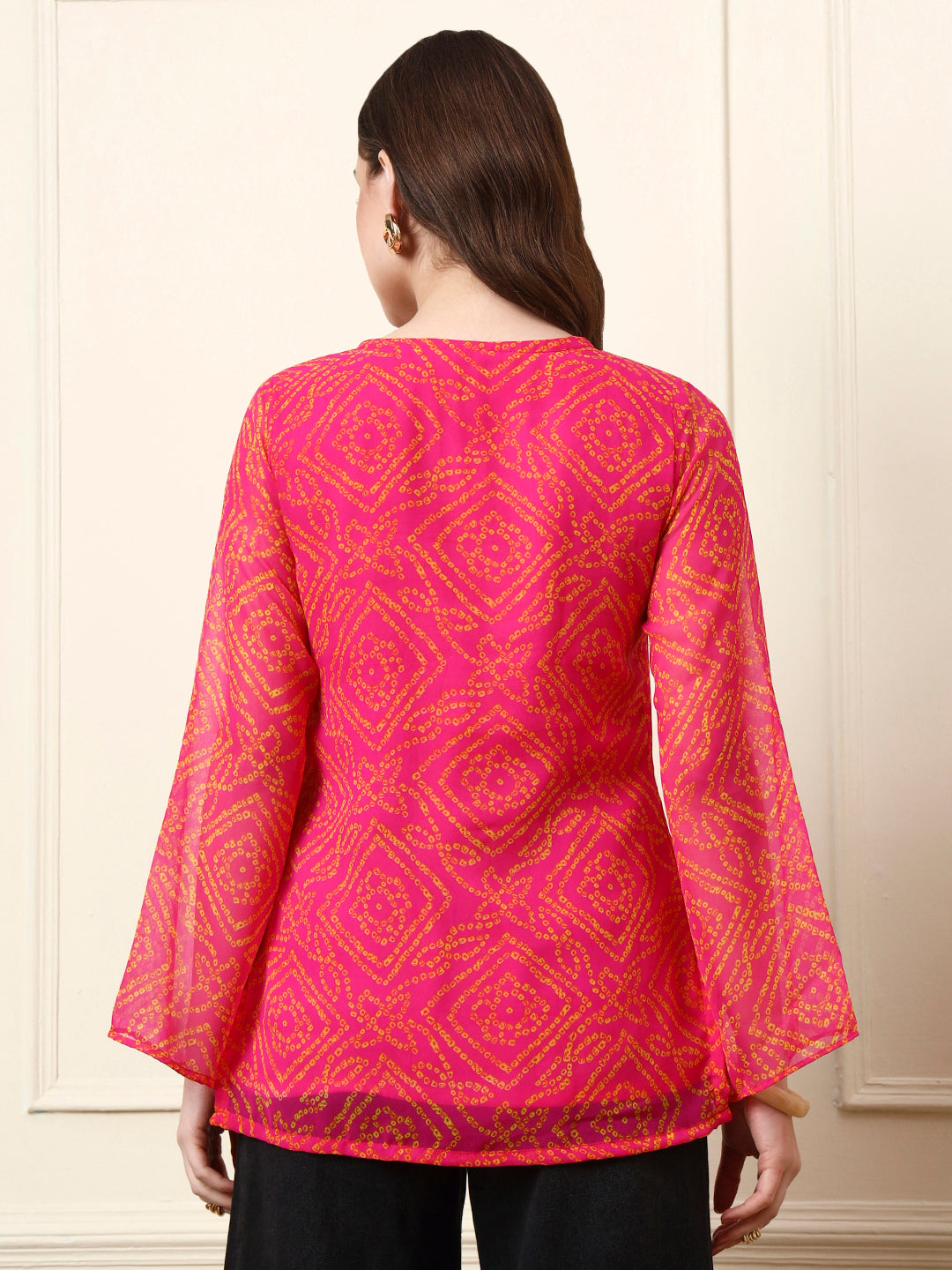 Divena Pink Round Neck Georgette Bandhani Print Top