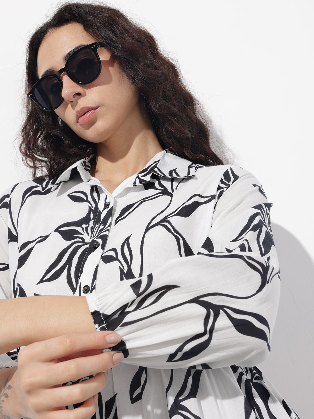 Divena White Shirt Coller Mulmul Linning Cotton Dress