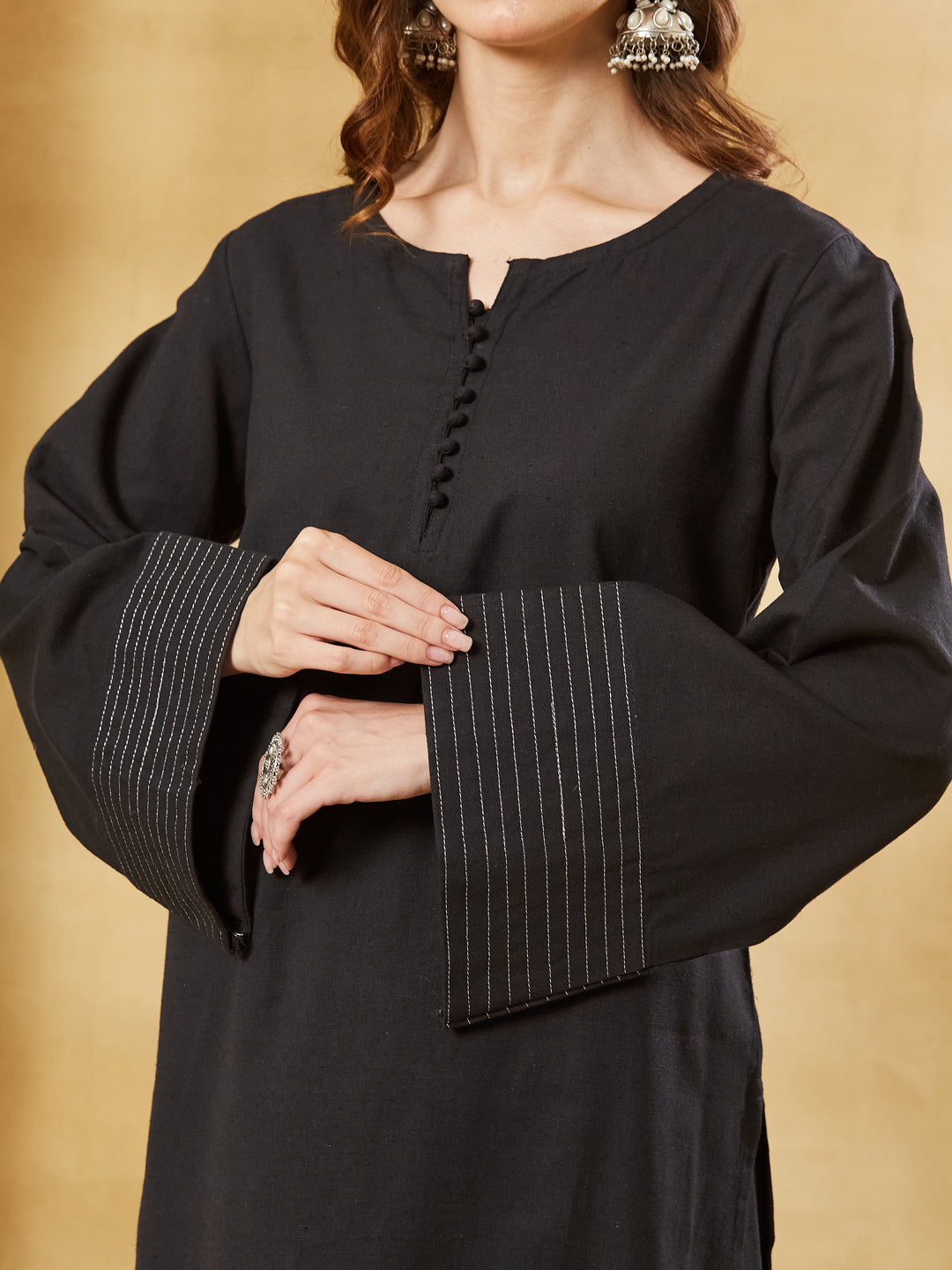 Divena Black Solid Cotton Farshi Salwar Set