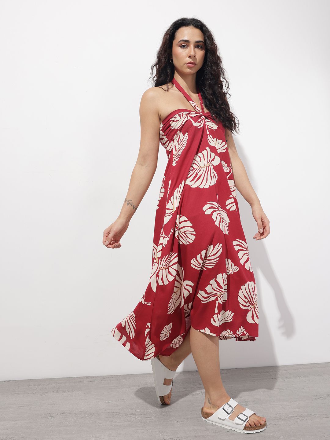 Divena Maroon Shoulder Strapes Fit & Flared Rayon Dress