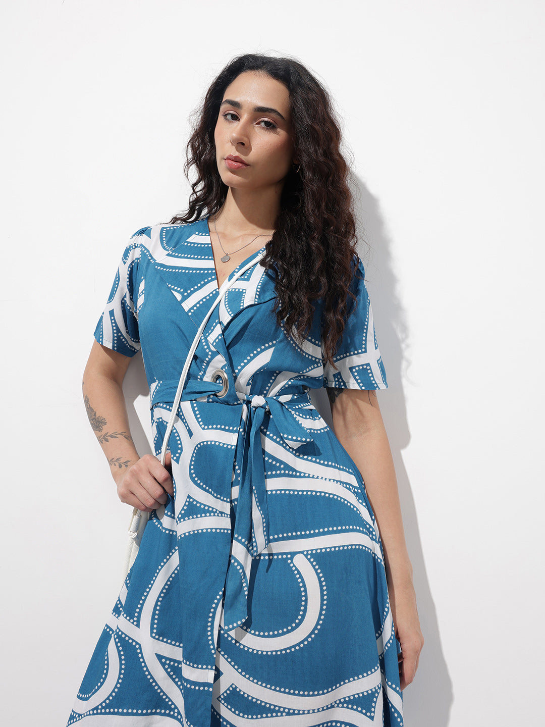 Divena Blue Lepal Neck Abstract Print Rayon Midi Dress