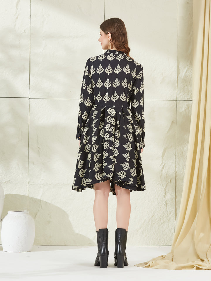 Divena Black Rayon Boat Neck Knee Length Dress