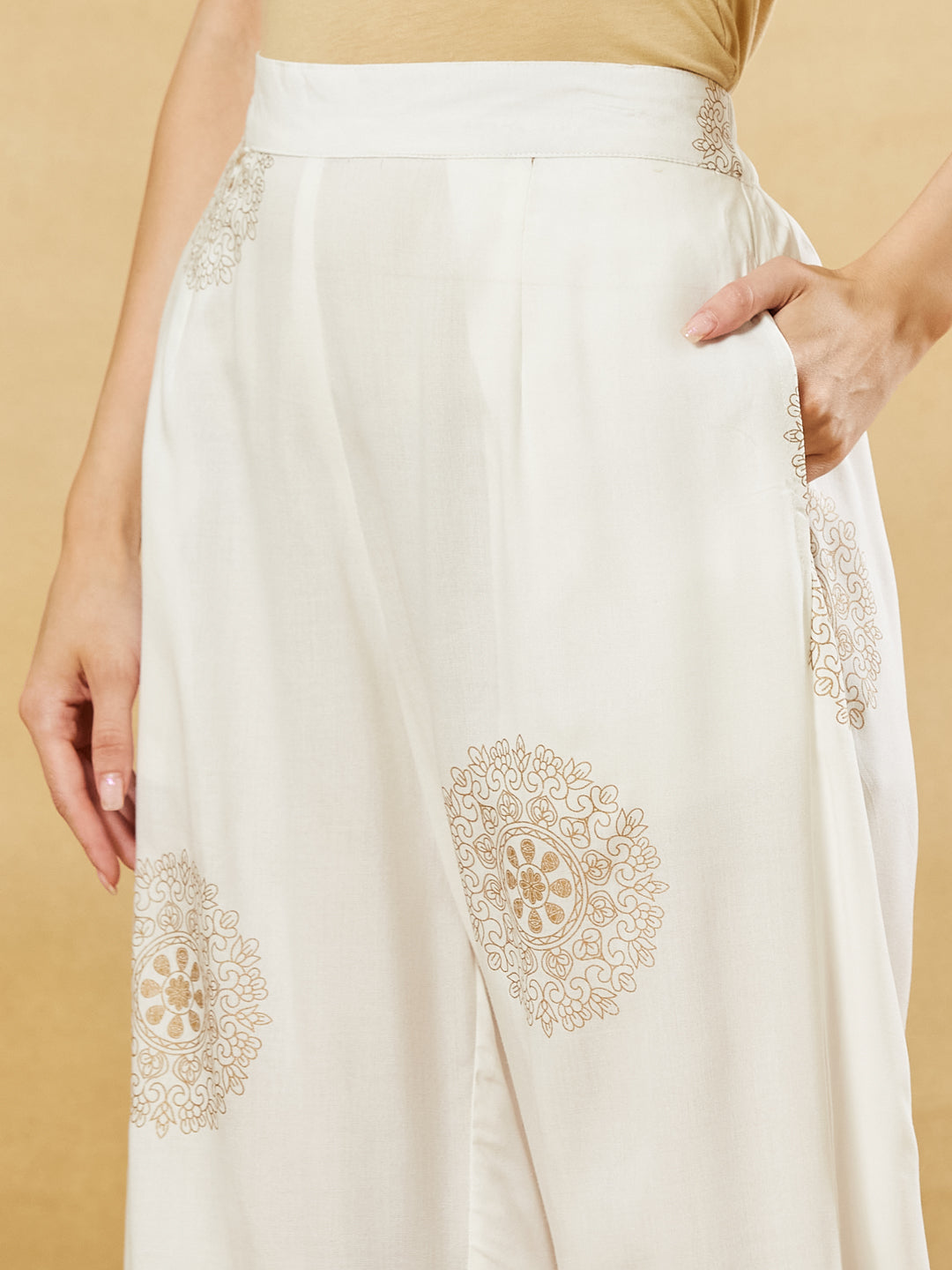 Divena White Rayon Foil Print Kurta Palazzo Sets