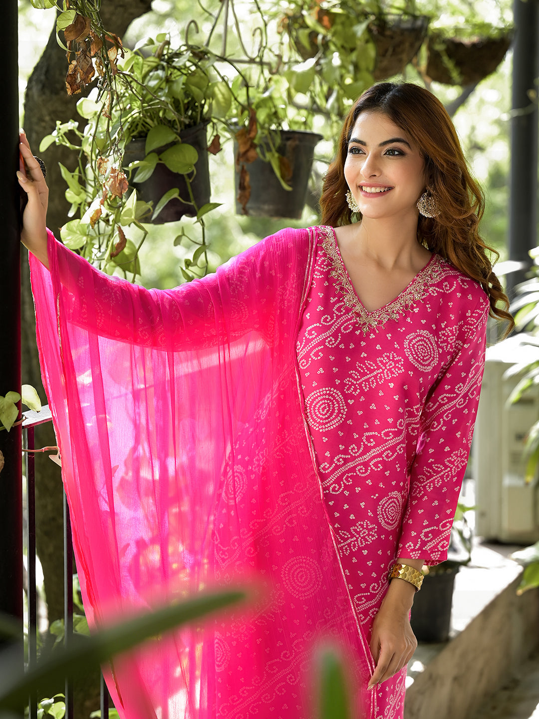 Divena Pink Bandhni Printed Zari Work Muslin Kurta Set