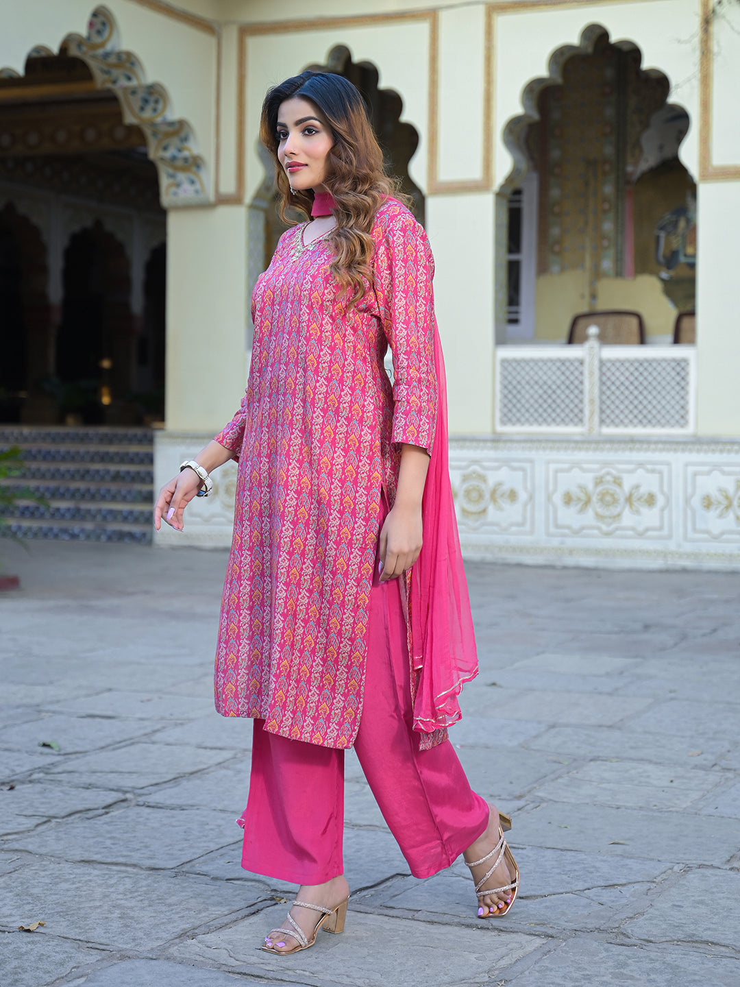 Divena Pink Floral Printed Muslin Straight Kurta Pant with Dupatta