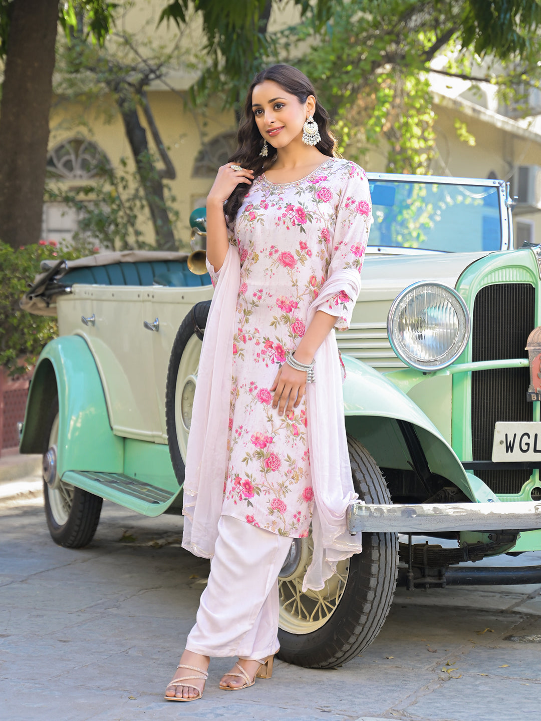 Divena Light Pink Floral Printed Muslin Straight Kurta Pant with Dupatta