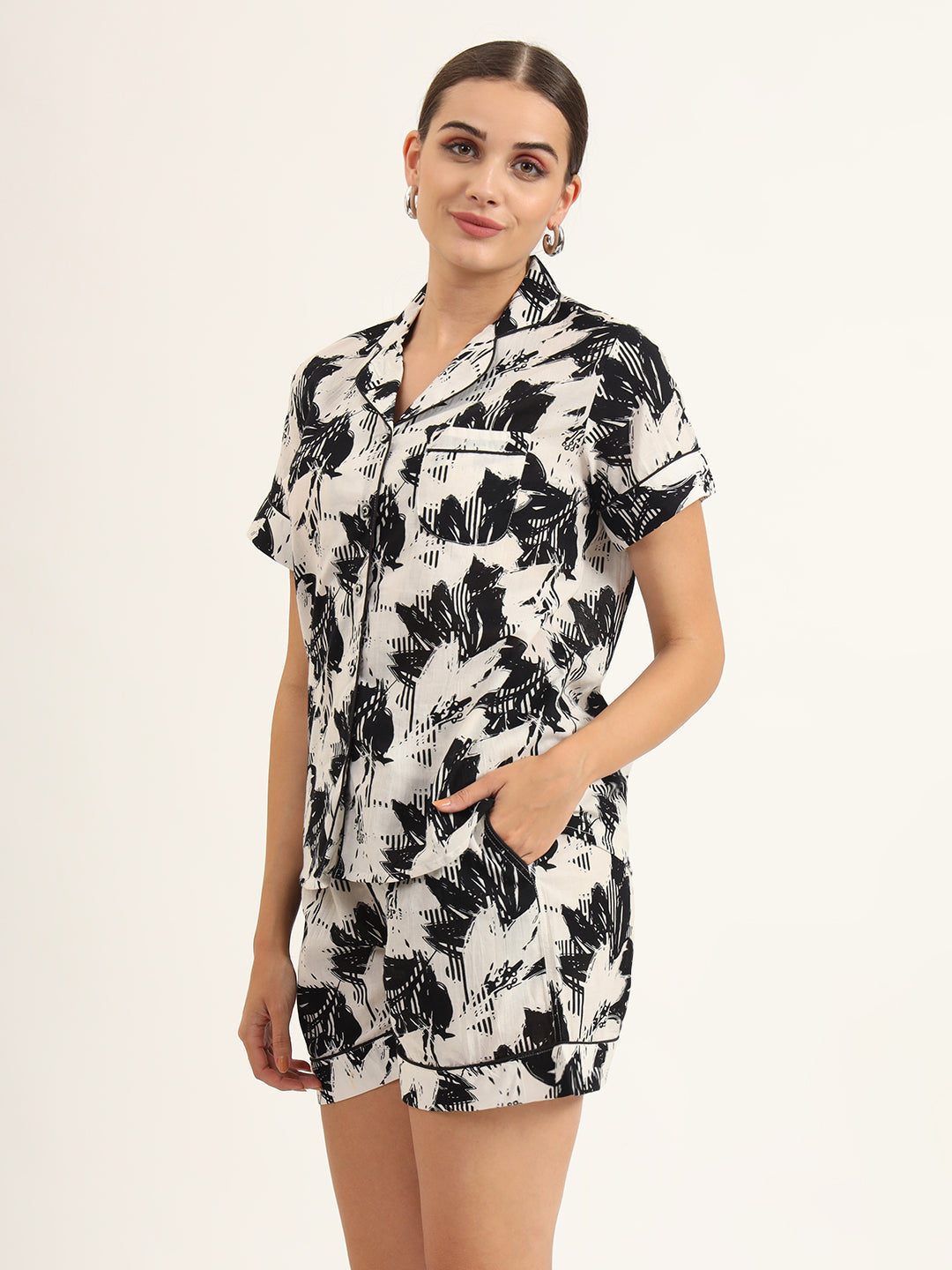 Divena Black & White Asymetric Print Pure Cotton Regular Night Suit
