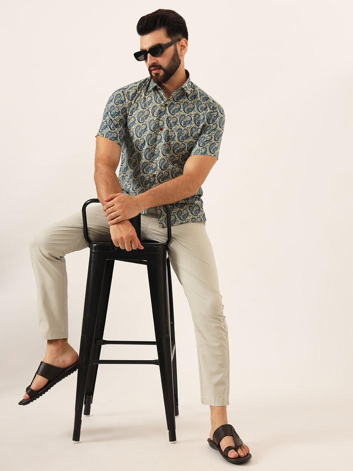 MILLENNIAL MEN Blue Paisley Print Pure Cotton Regular Fit Casual Half Sleeve
