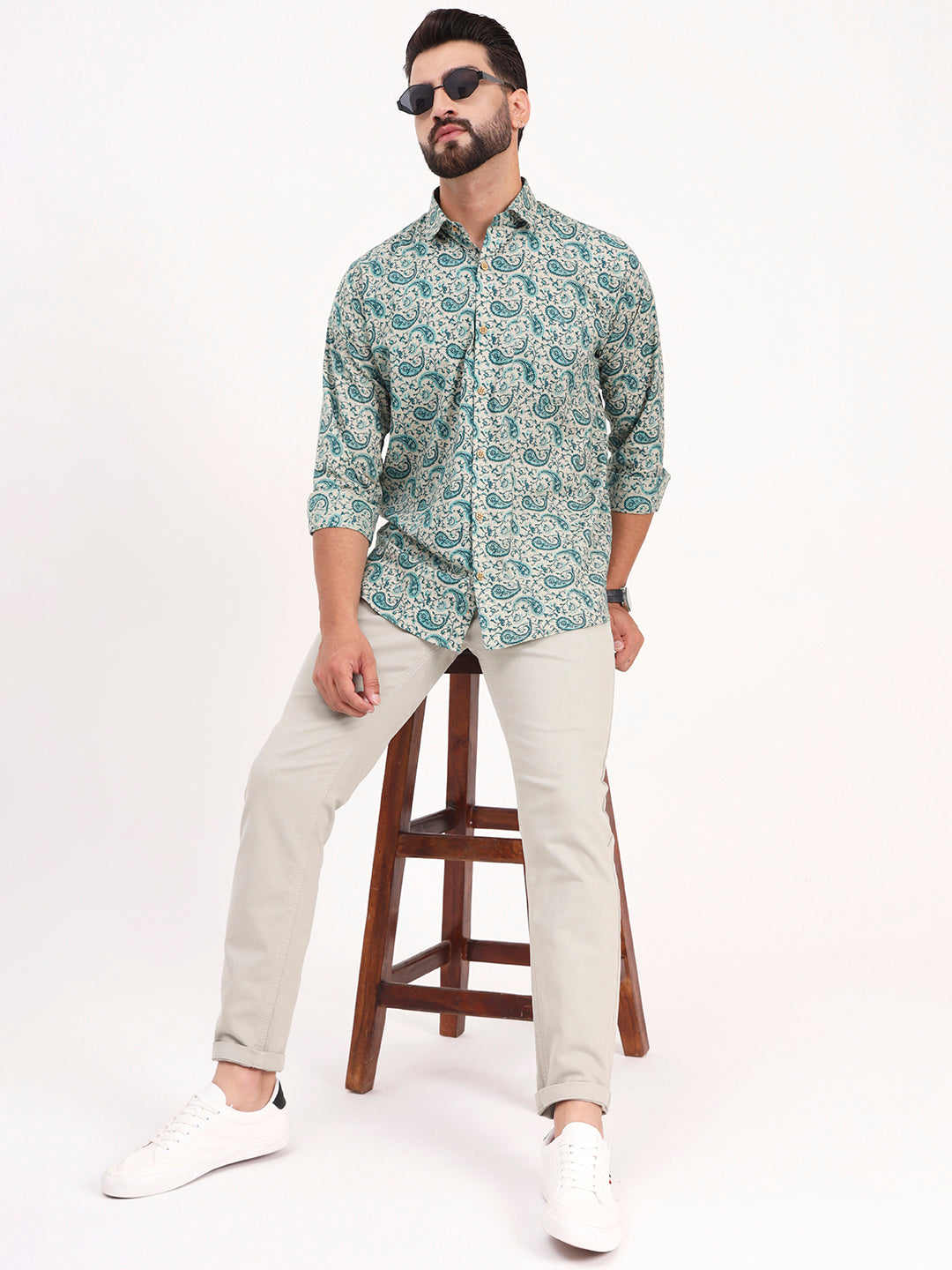 MILLENNIAL MEN Cream & Bottle Green Floral Printed Full Sleeves Shirt