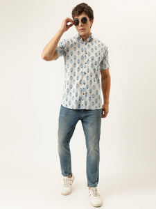 Millennial Men Blue White Printed Cotton Half Sleeve Shirts