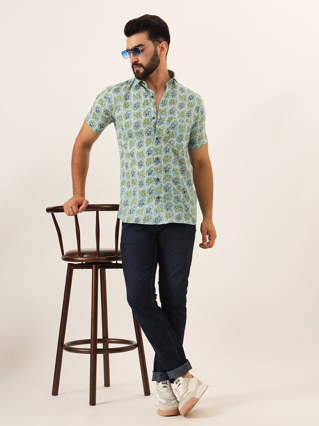 MILLENNIAL MEN Green Floral Print Pure Cotton Regular Fit Casual Shirt