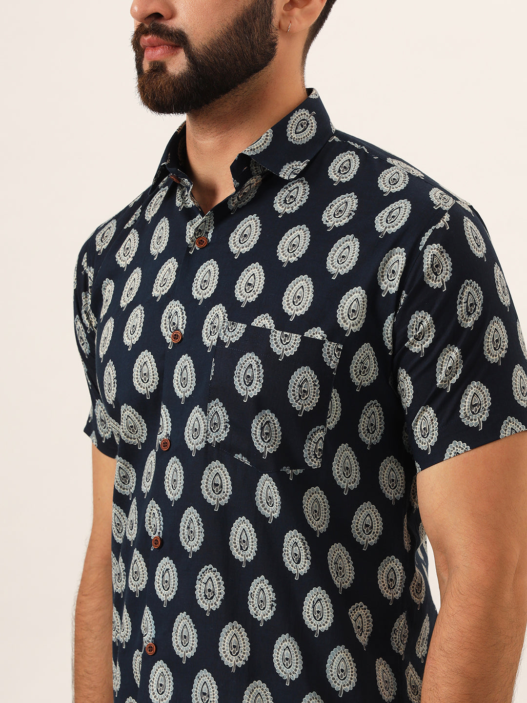 MILLENNIAL MEN Navy Blue Floral Print Pure Cotton Regular Fit Casual Half Sleeve