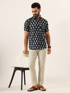 MILLENNIAL MEN Navy Blue Floral Print Pure Cotton Regular Fit Casual Shirt