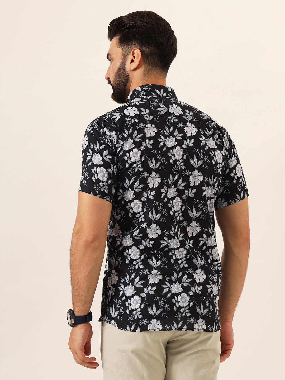 MILLENNIAL MEN Black Floral Print Pure Cotton Regular Fit Casual Half Sleeve