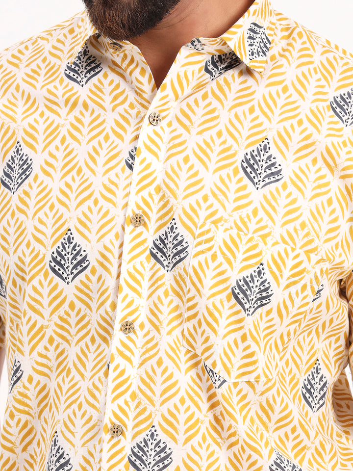 MILLENNIAL MEN Yellow Floral Printed Half Sleeves Shirt