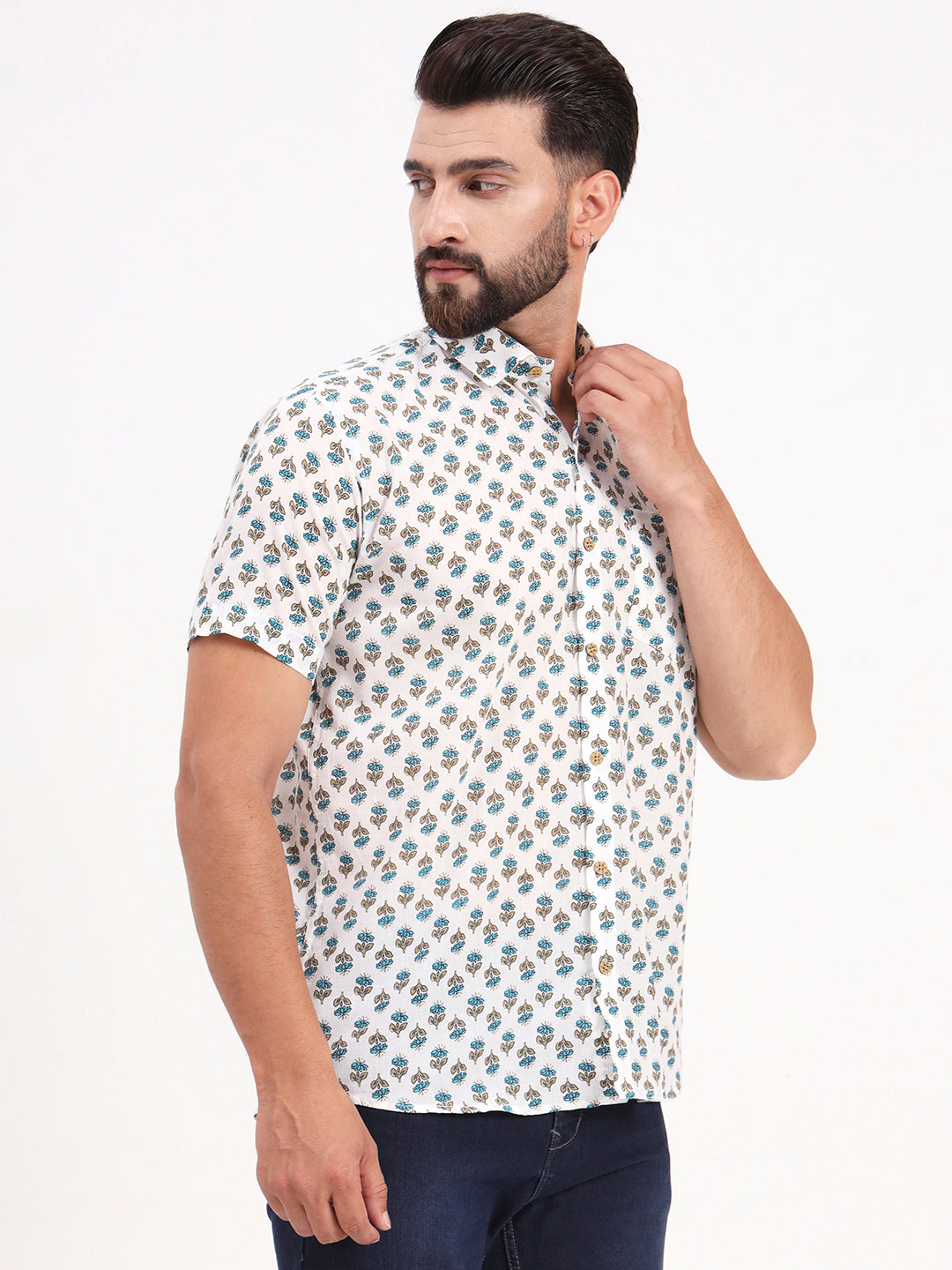 MILLENNIAL MEN White Floral Printed Half Sleeves Shirt