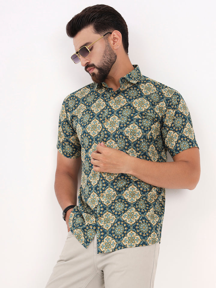 MILLENNIAL MEN Green Floral Printed Half Sleeves Shirt