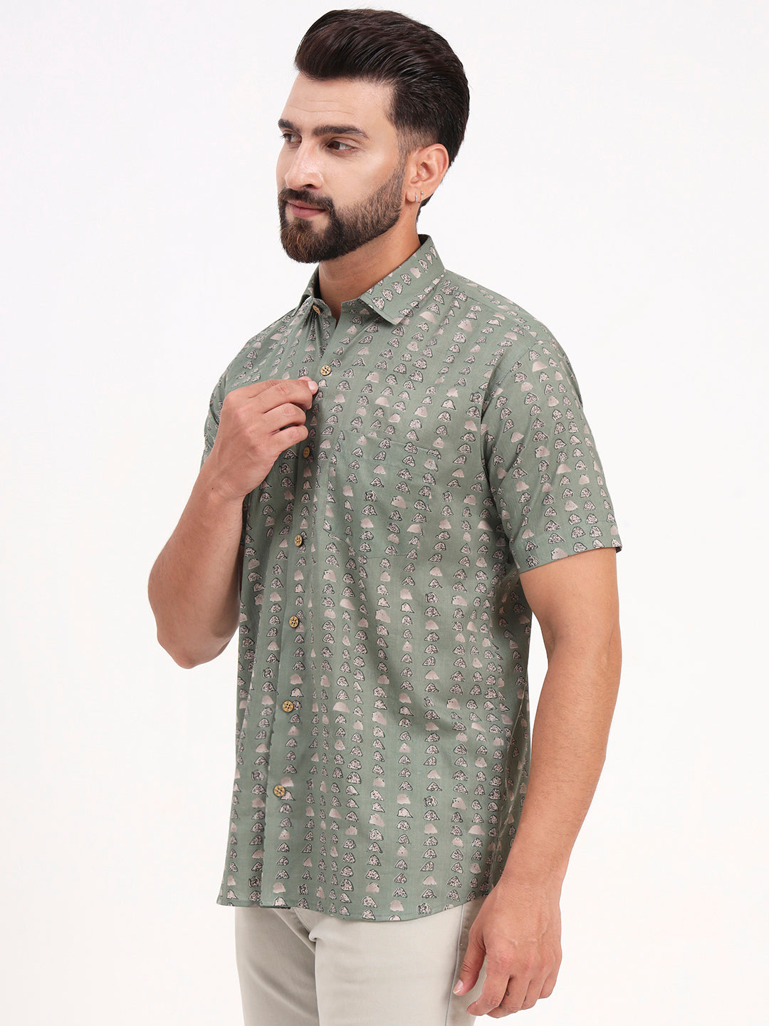 MILLENNIAL MEN Green Abstract Printed Half Sleeves Shirt