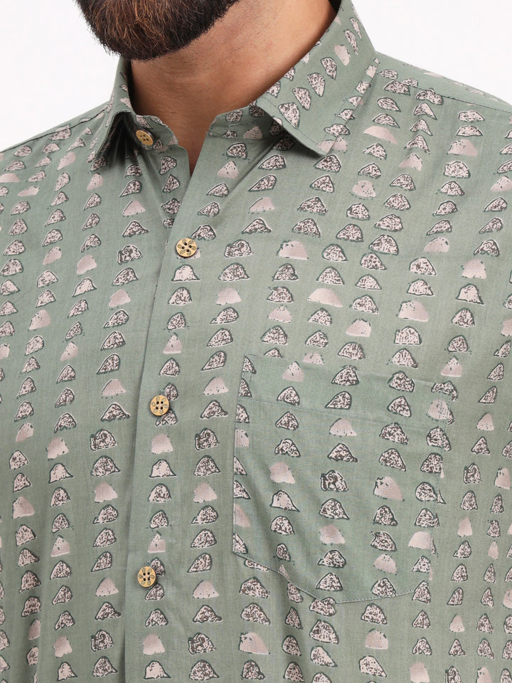 MILLENNIAL MEN Green Abstract Printed Half Sleeves Shirt