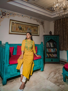 Divena Women's Yellow Regular A-Line Calf Long Kurta - divenaworld.com