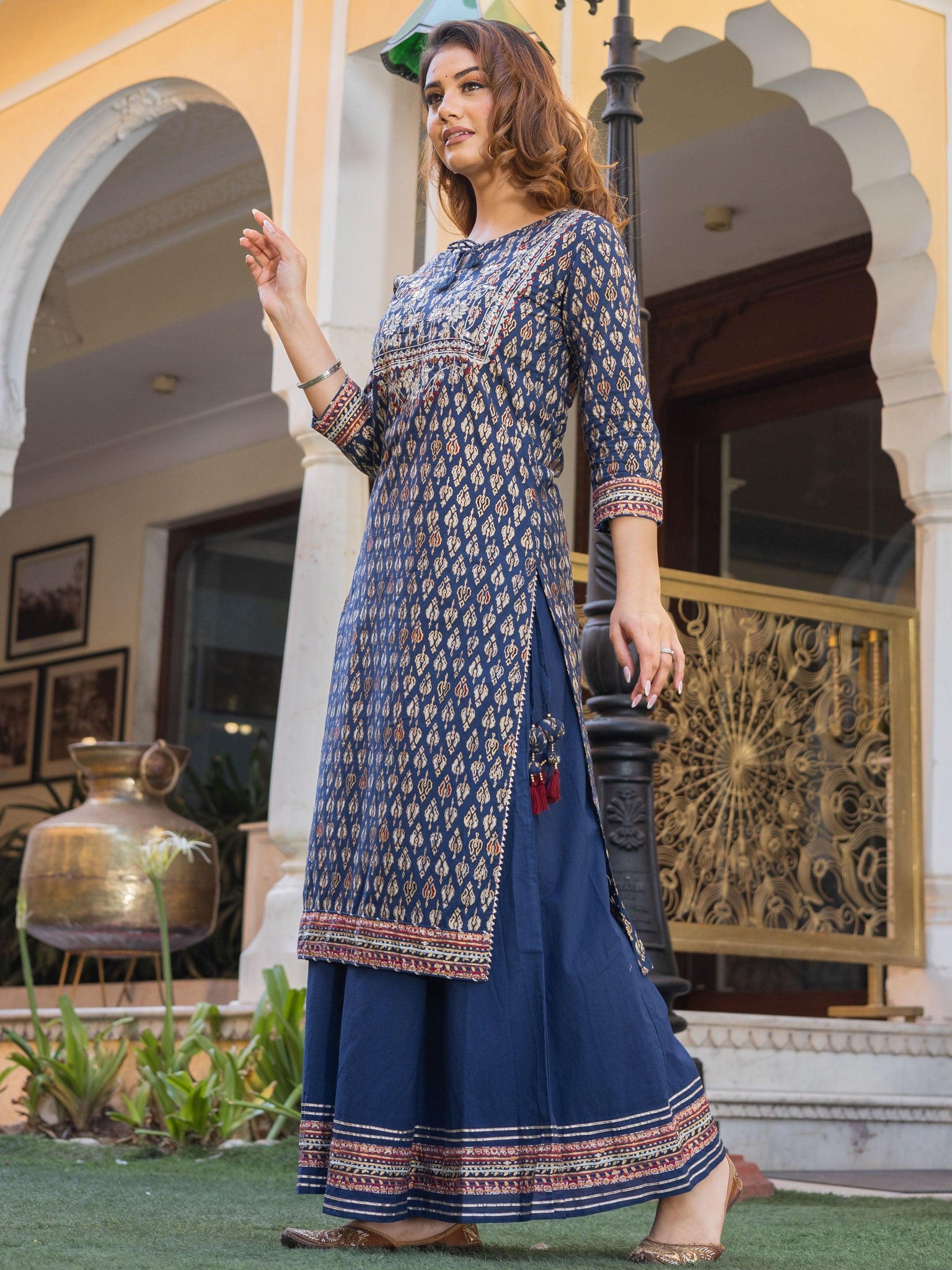Get Designer Indian Suit Sets Online | World of Folklore