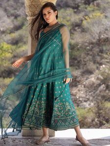 Divena Rama green Rayon Shoulder Strip Anarkali Kurta with Net Dupatta - divenaworld.com