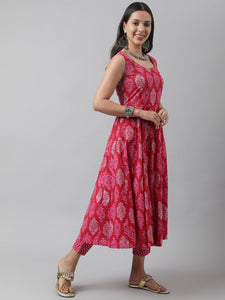 Divena Magenta Floral Cotton Anarkali Kurta Pant Set with Dupatta - divena world